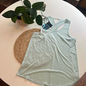 NWT Distance Tank teal